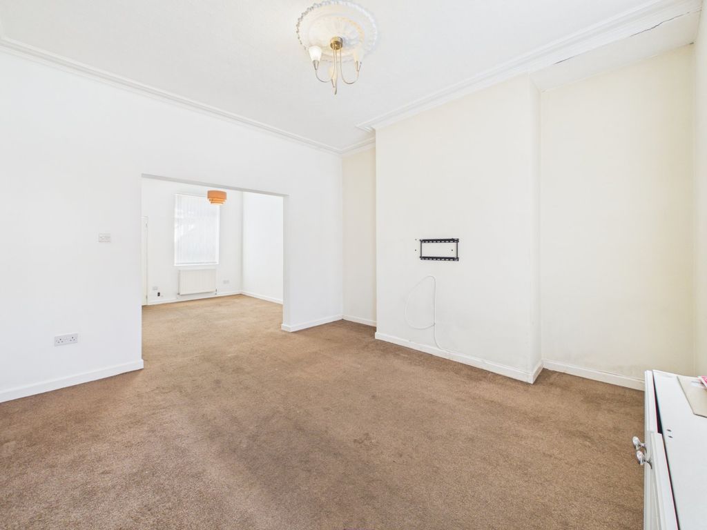 Property photo 3 of 11 Picture No. 13
