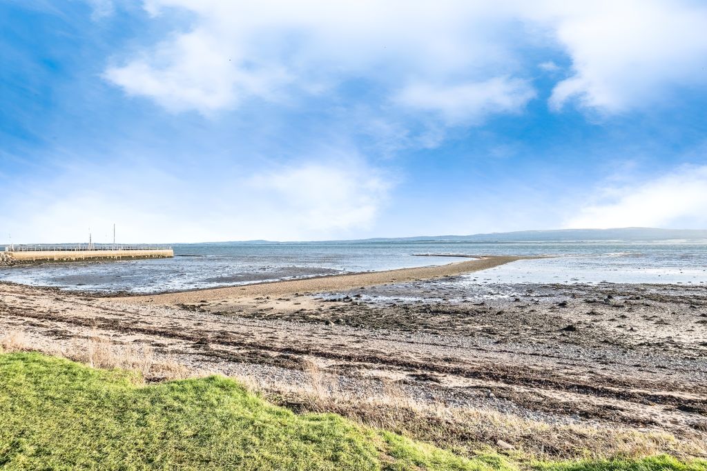 Property photo 2 of 20 Photo #2