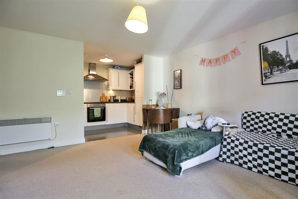 Property photo 2 of 7 Img_9722.Jpg