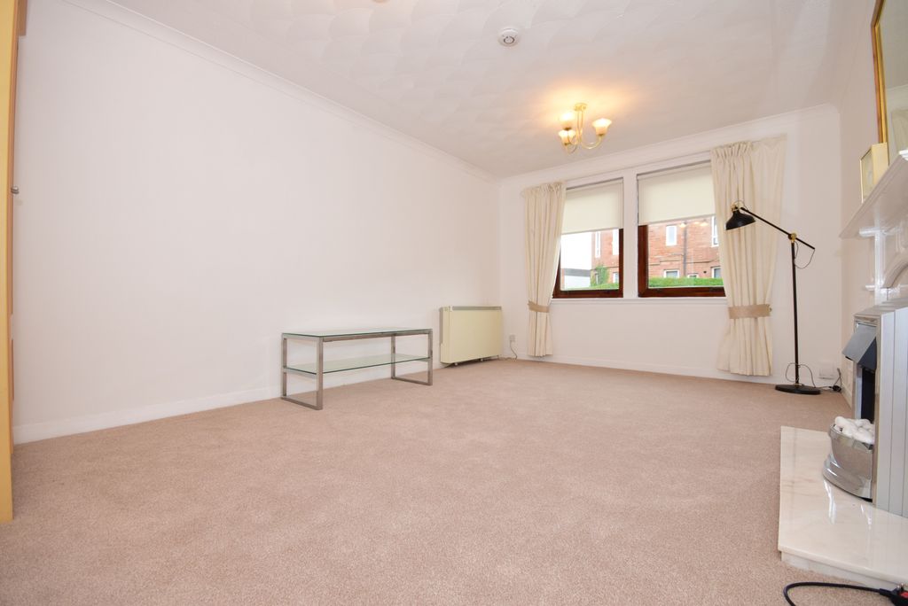 Property photo 2 of 12 Dsc 0017