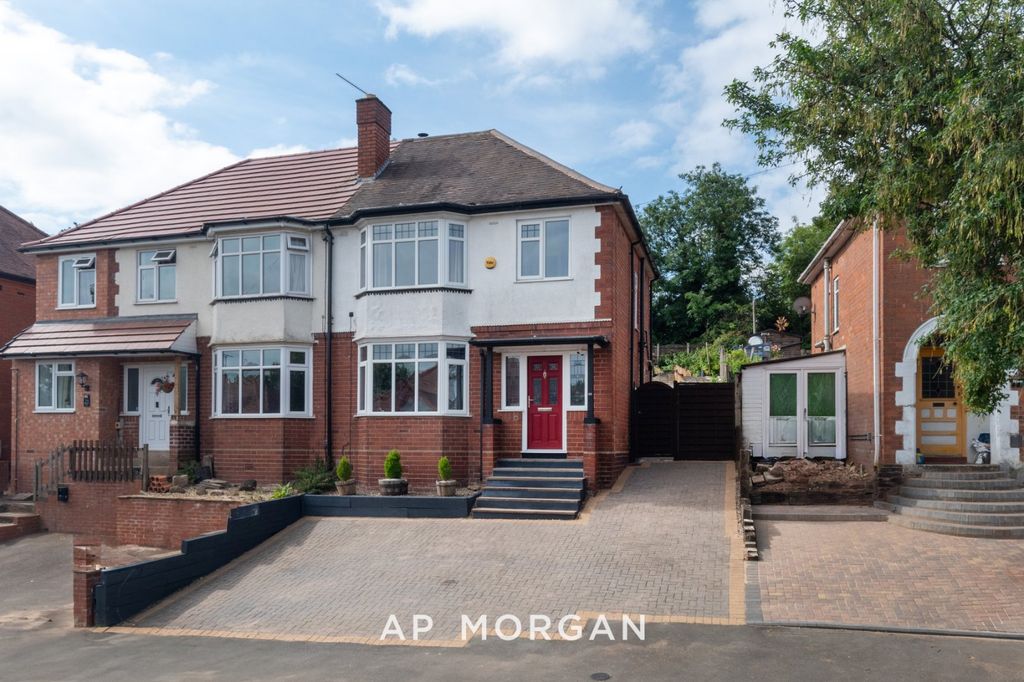 Property photo 1 of 25 Picture No. 02