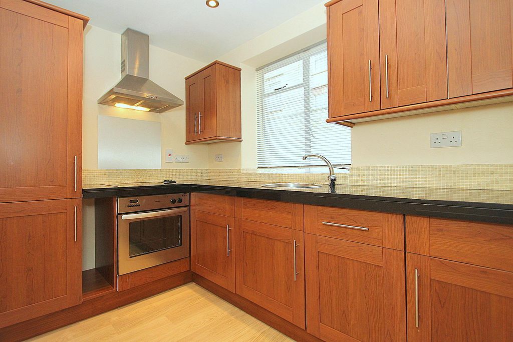 Property photo 3 of 5 Kitchen