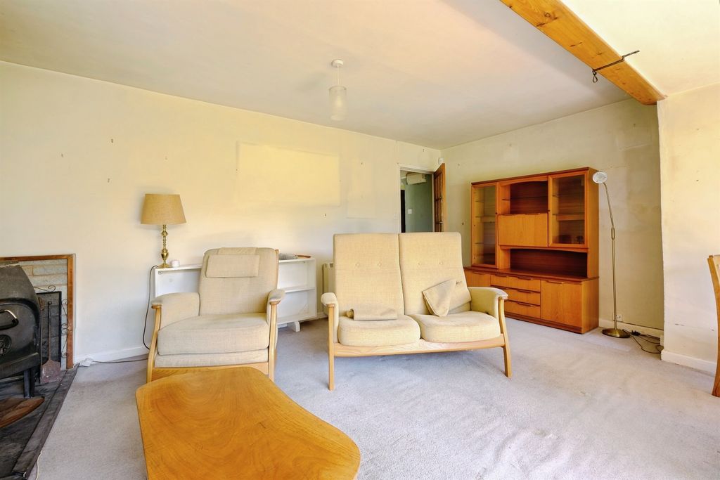 Property photo 3 of 22