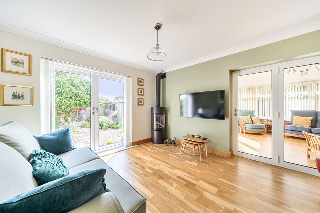 Property photo 3 of 23 1480279-21-6A44E93B1Ffca