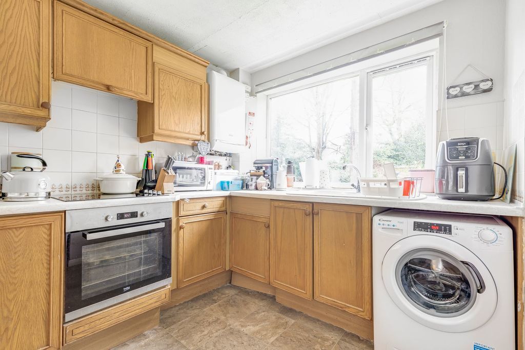 Property photo 3 of 13