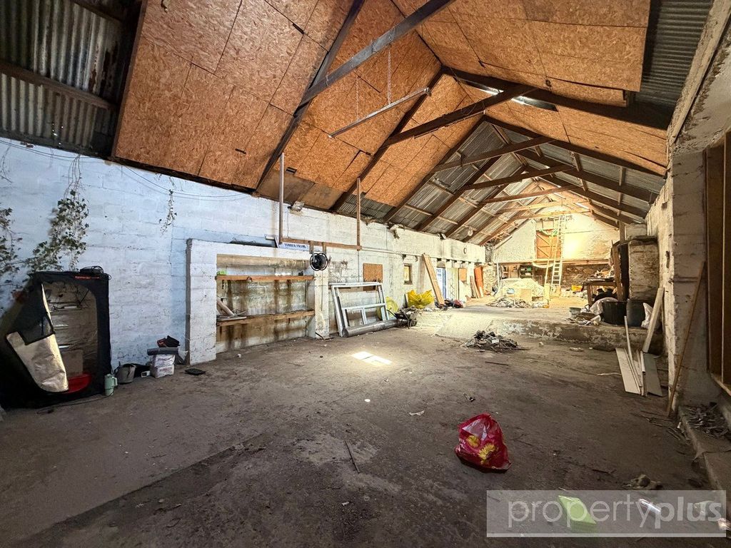 Property photo 3 of 8 Picture No. 04
