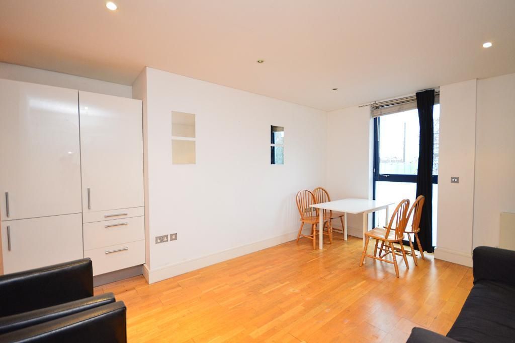 Property photo 2 of 5 Photo 2