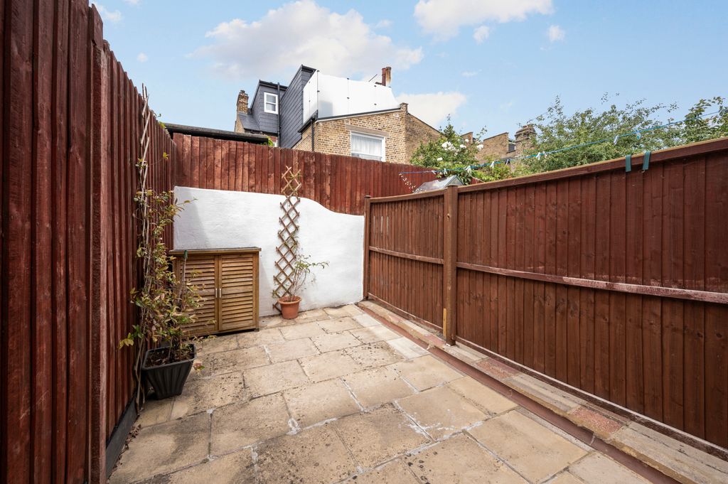 Property photo 2 of 11 Picture No. 09