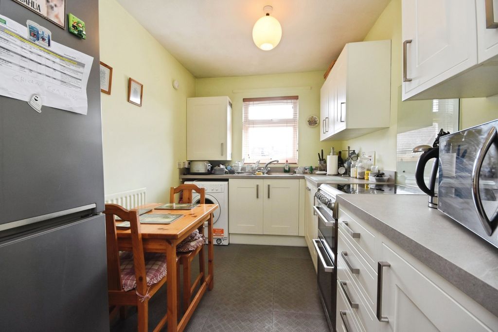 Property photo 3 of 13 Photo