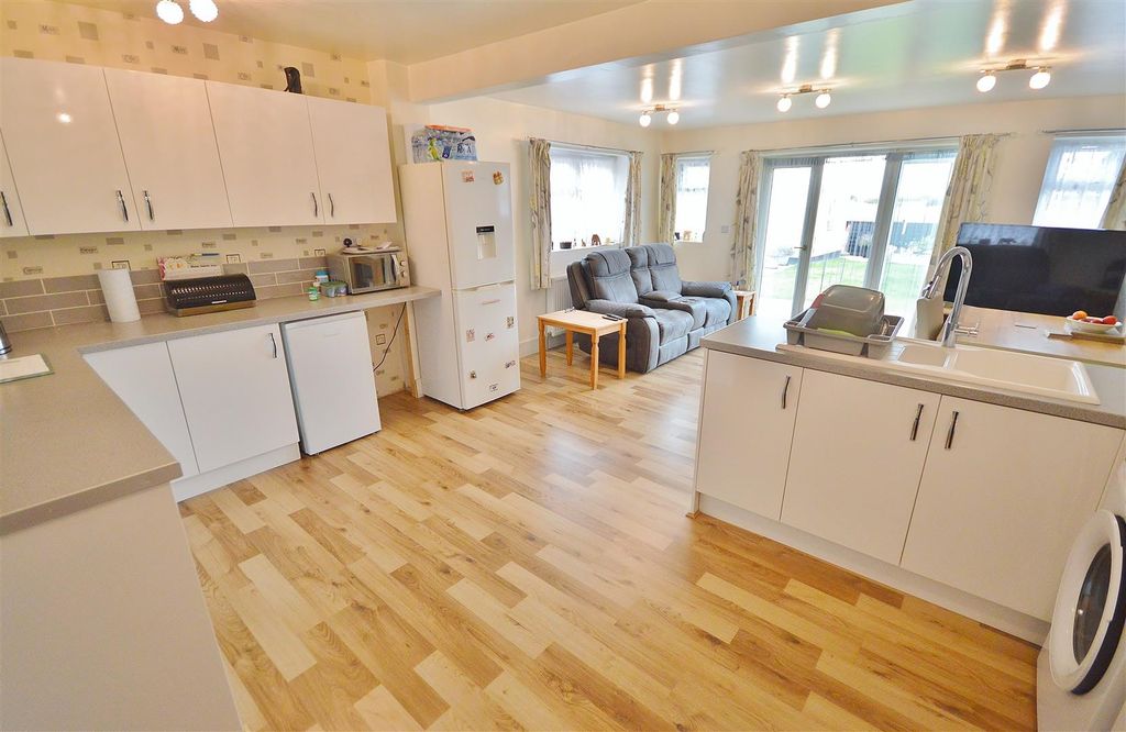 Property photo 2 of 10 Open Plan Living Space