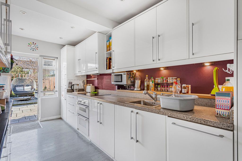 Property photo 1 of 16 Kitchen