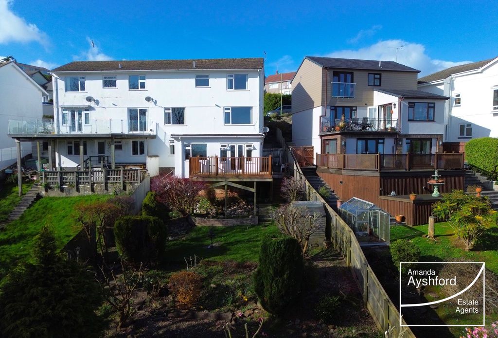 Property photo 1 of 38