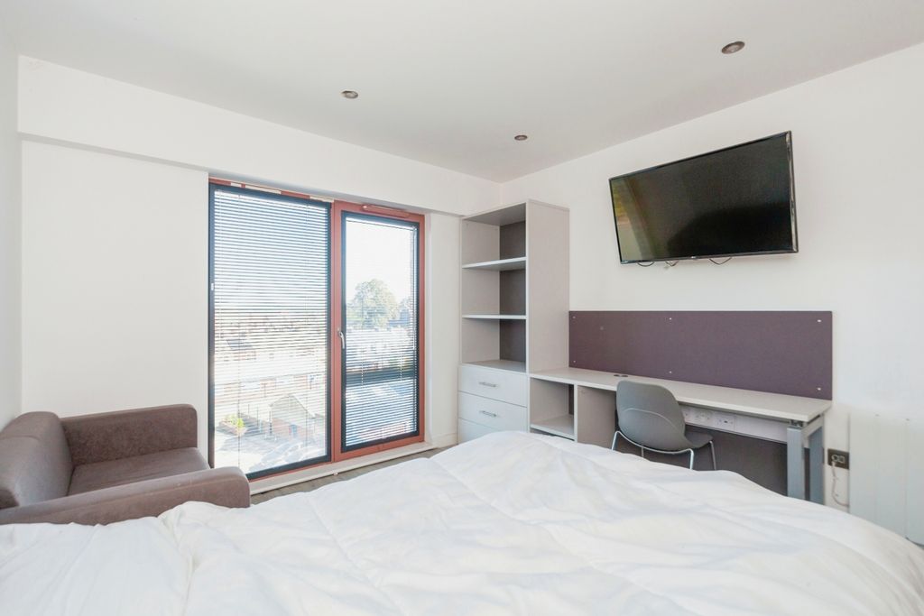 Property photo 1 of 14 Photography