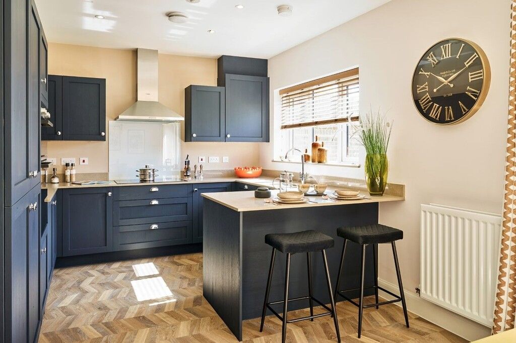 Property photo 2 of 11 Bovis Marshalls Green Aspen123993Web