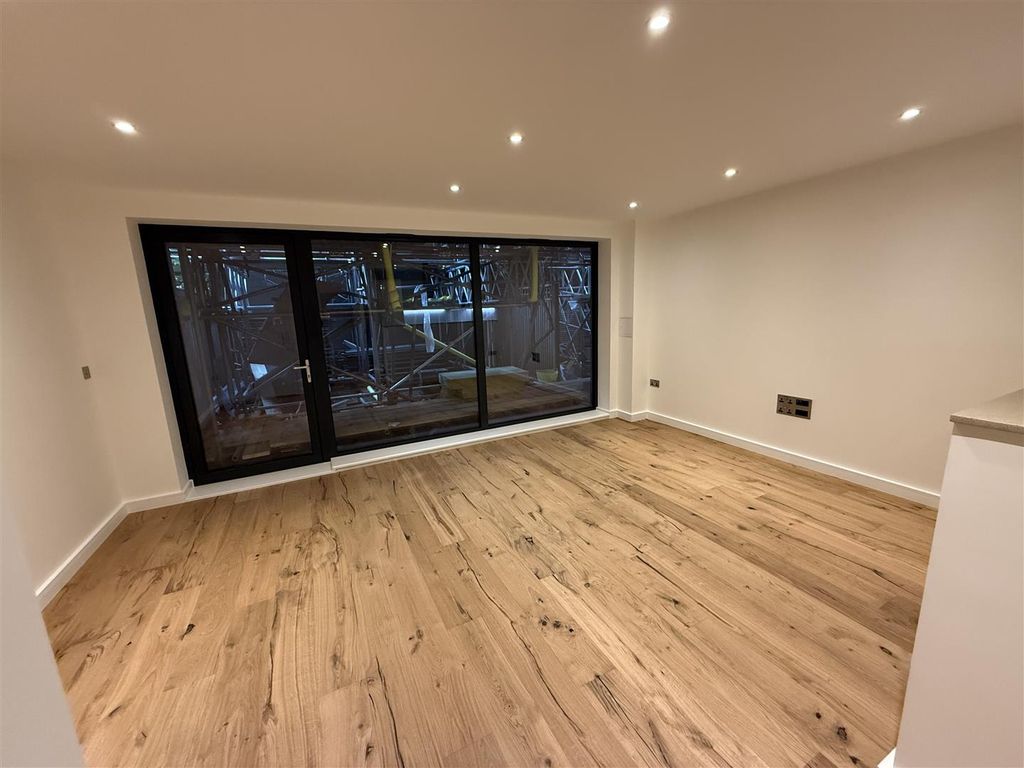 Property photo 2 of 5 Img_5033.Jpeg