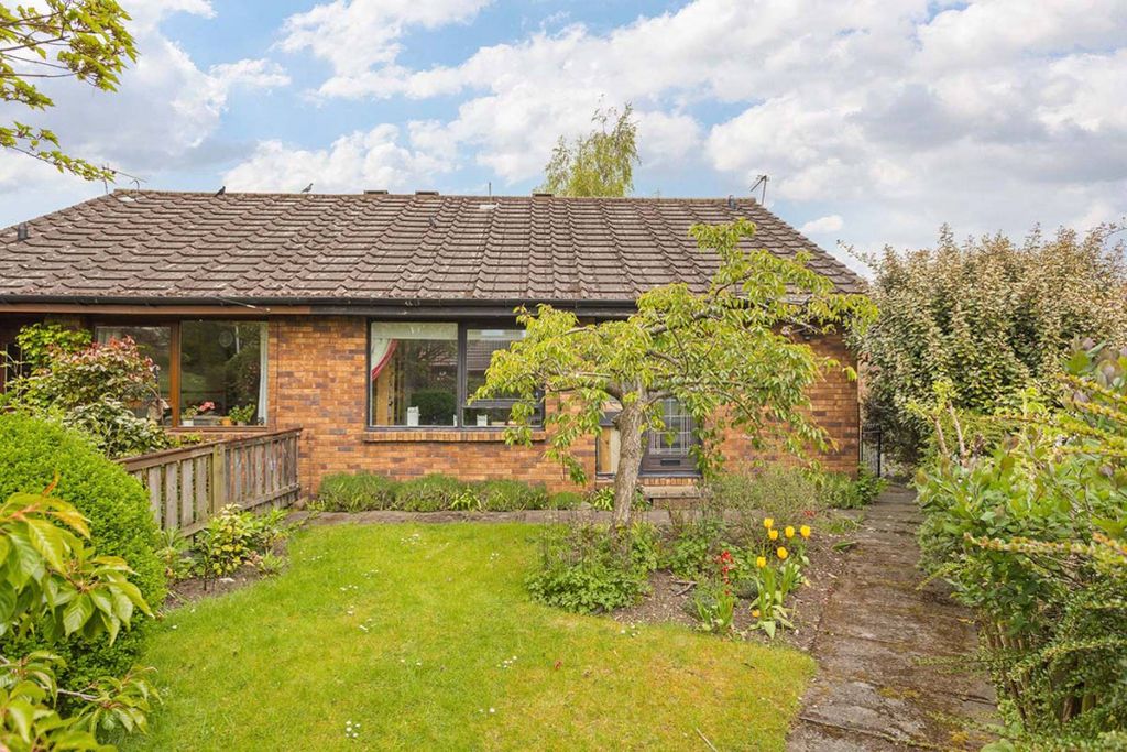Property photo 1 of 20
