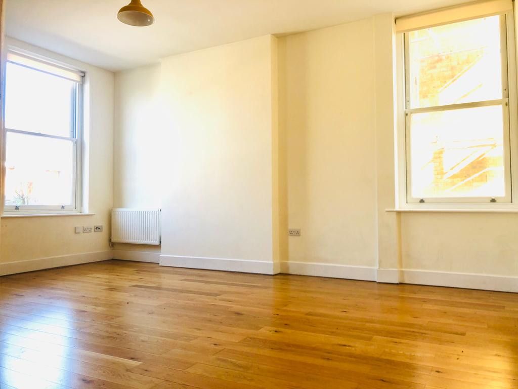 Property photo 2 of 7