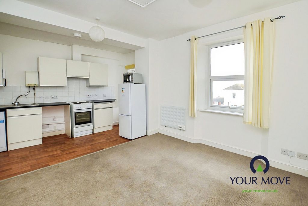 Property photo 2 of 6 Pbox-Img.Jpg