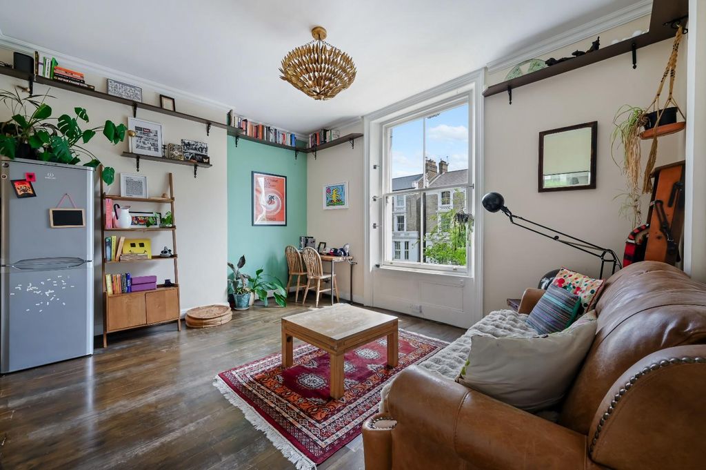 Property photo 2 of 12 Oxford Gardens, 86, 4-9.Jpg