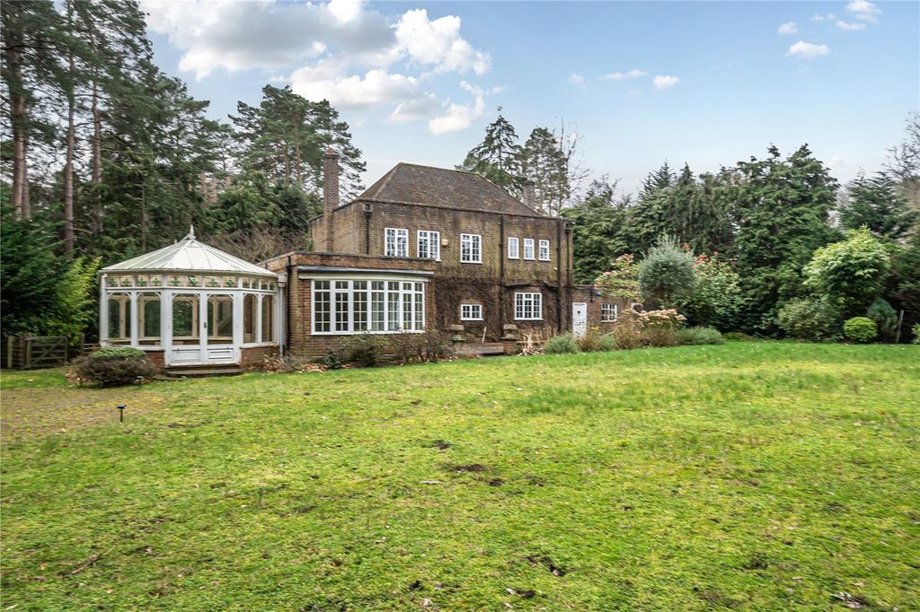 Property photo 2 of 32 Picture No. 16