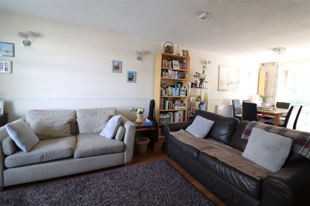Property photo 3 of 14 Picture No. 24
