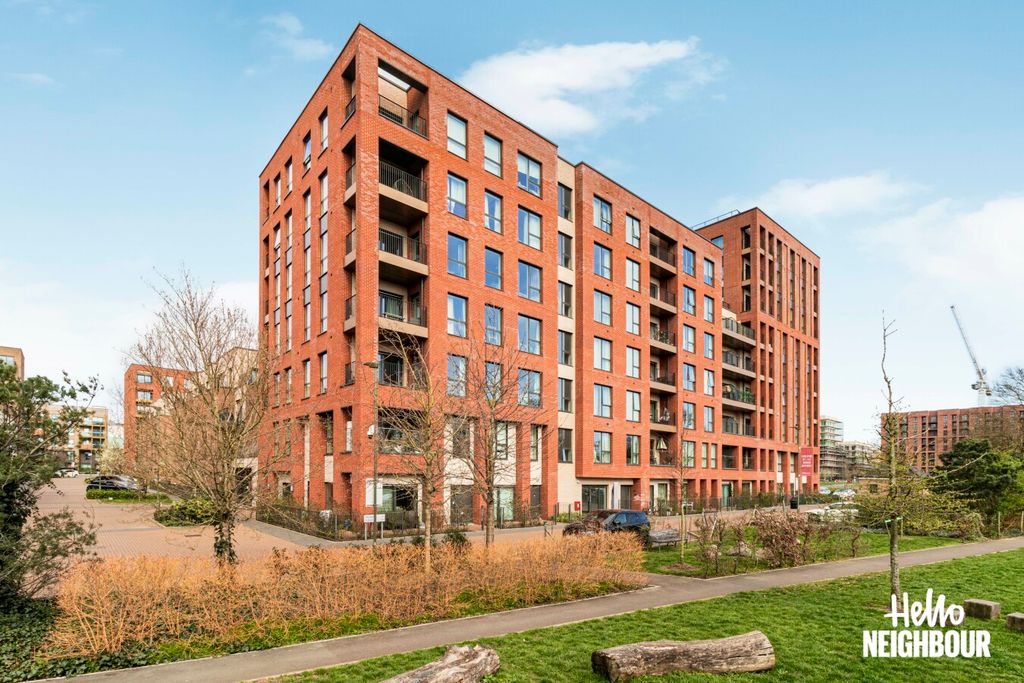 Property photo 2 of 16 Photo 1