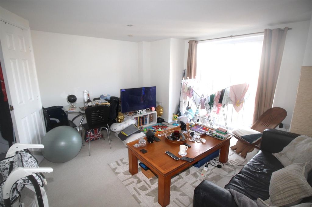 Property photo 3 of 10 Img_9444.Jpg