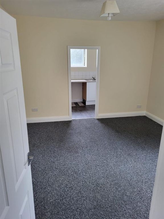 Property photo 2 of 7 Image0 (28).Jpeg