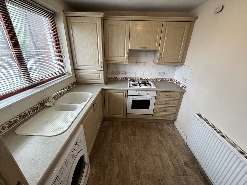 Property photo 2 of 9 Picture No. 03