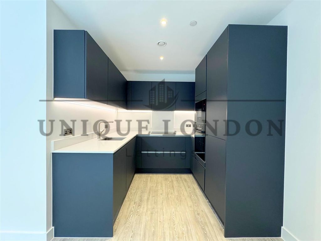 Property photo 3 of 9 464.Png