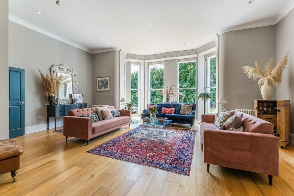 Property photo 3 of 18 Reception Room
