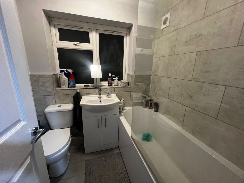 Property photo 3 of 7 Image