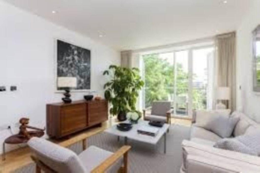 Property photo 1 of 1