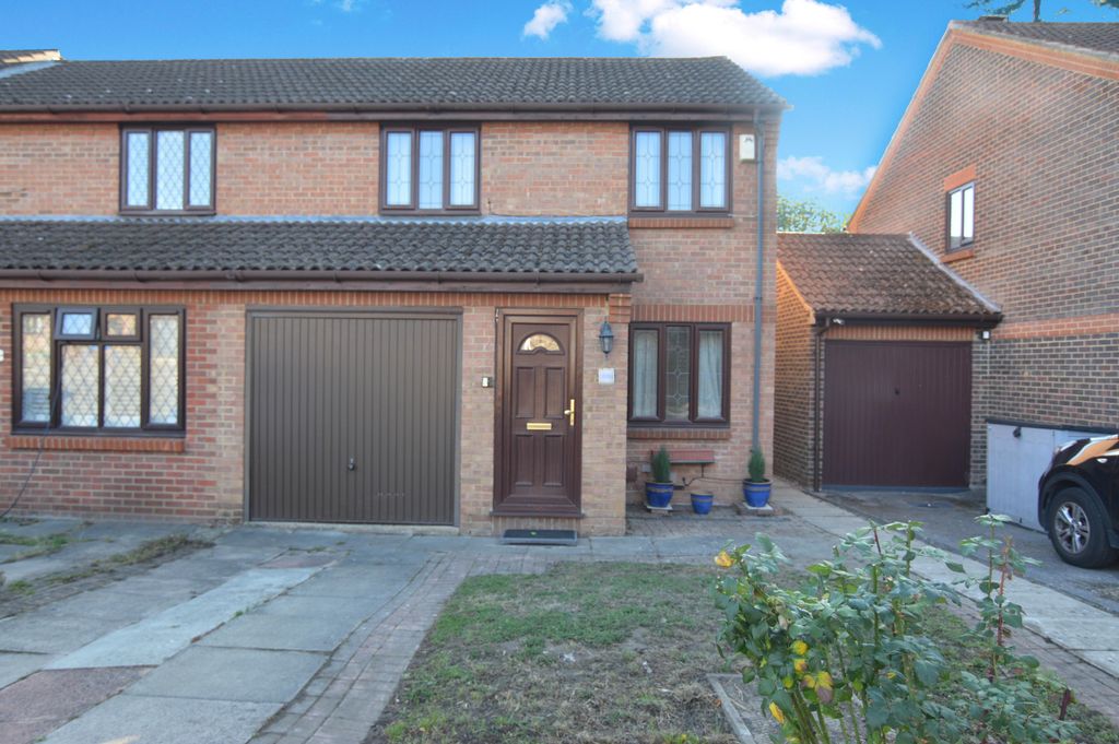 Property photo 1 of 9