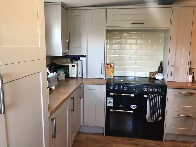 Property photo 2 of 10 Photo 12