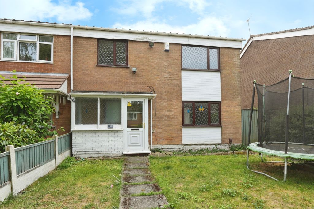Property photo 1 of 12 Front