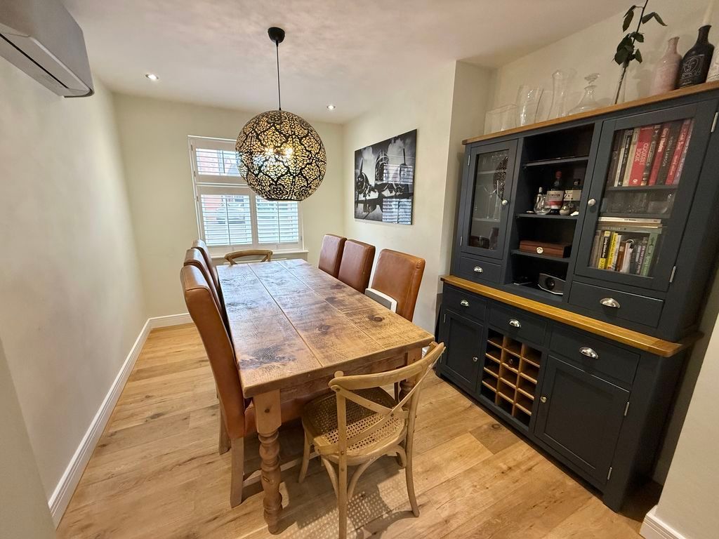 Property photo 3 of 22 Dining Room