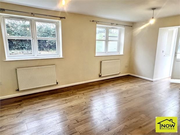 Property photo 3 of 9 Picture 3