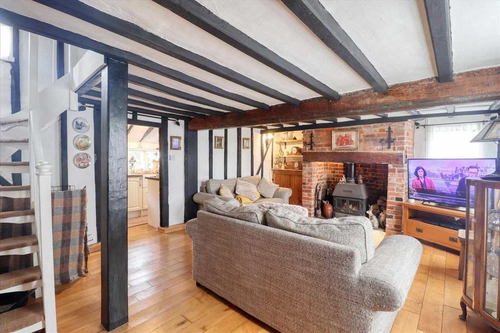 Property photo 2 of 10