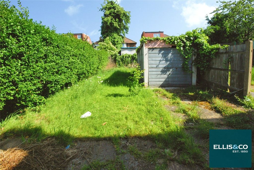 Property photo 3 of 12 Picture No. 14