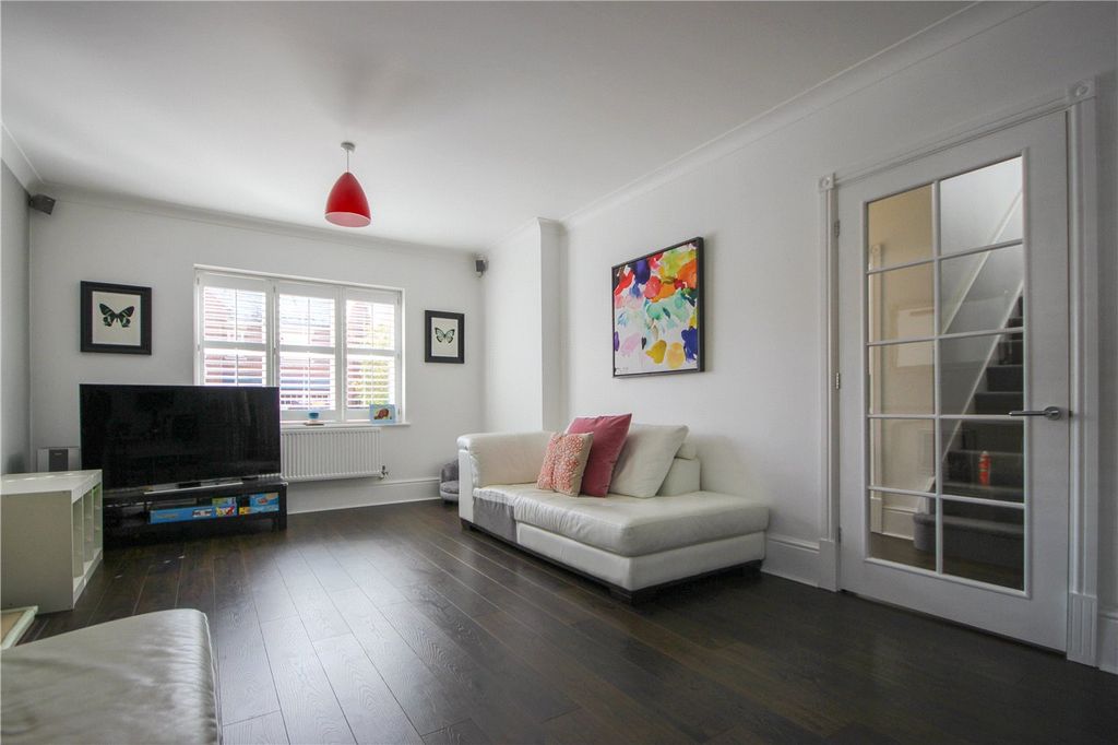 Property photo 2 of 18 Reception Room