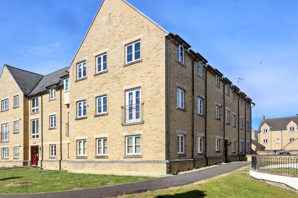 Property photo 1 of 11 Img_4576