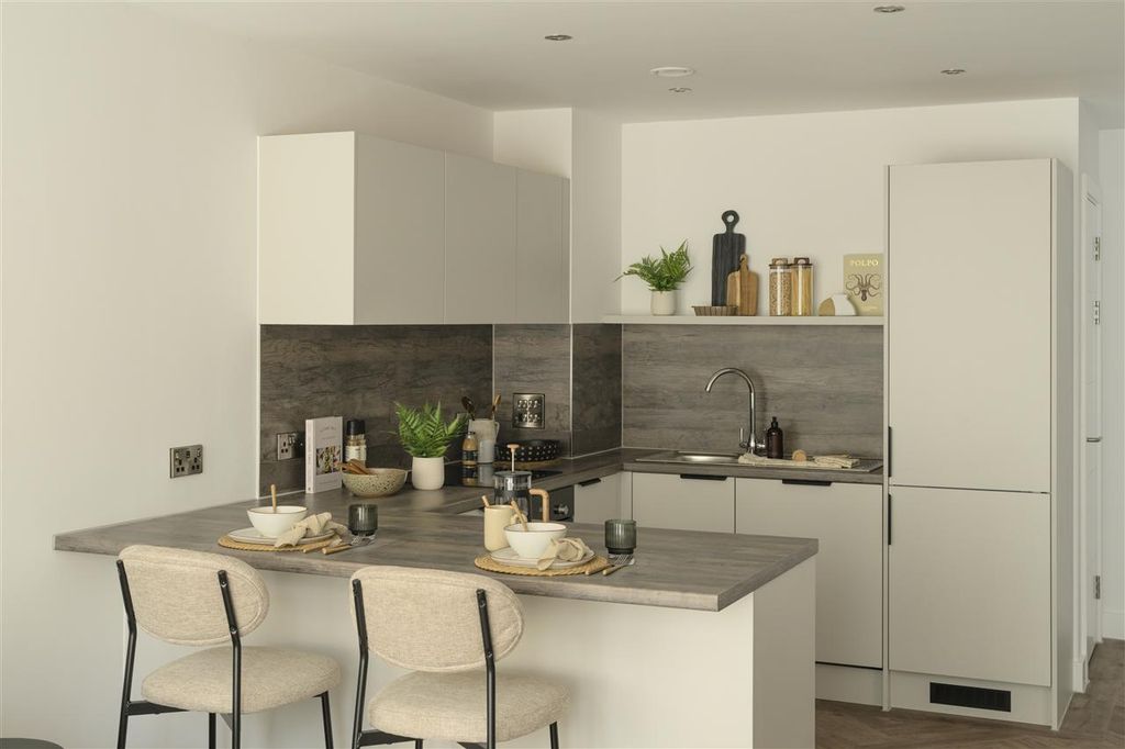 Property photo 1 of 7 Main Picture