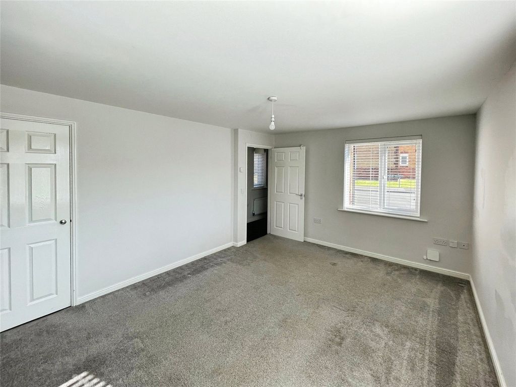 Property photo 3 of 23 Picture No. 20