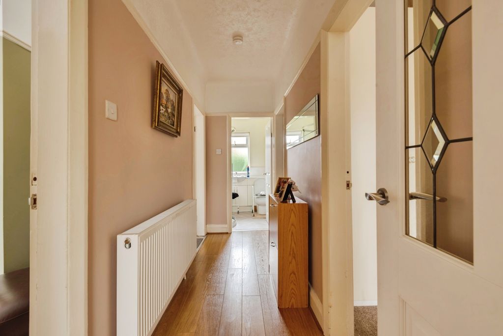 Property photo 3 of 16 Photo