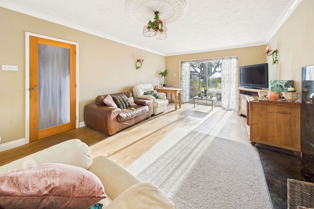 Property photo 2 of 29