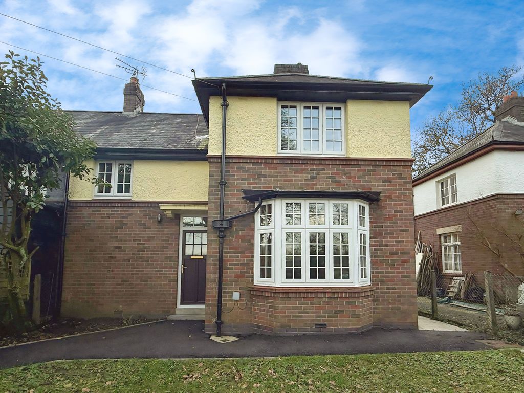 Property photo 1 of 14 Front