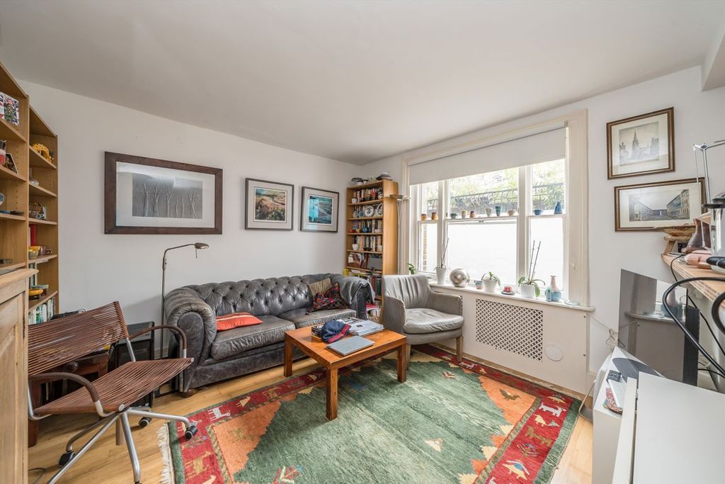 Property photo 2 of 5