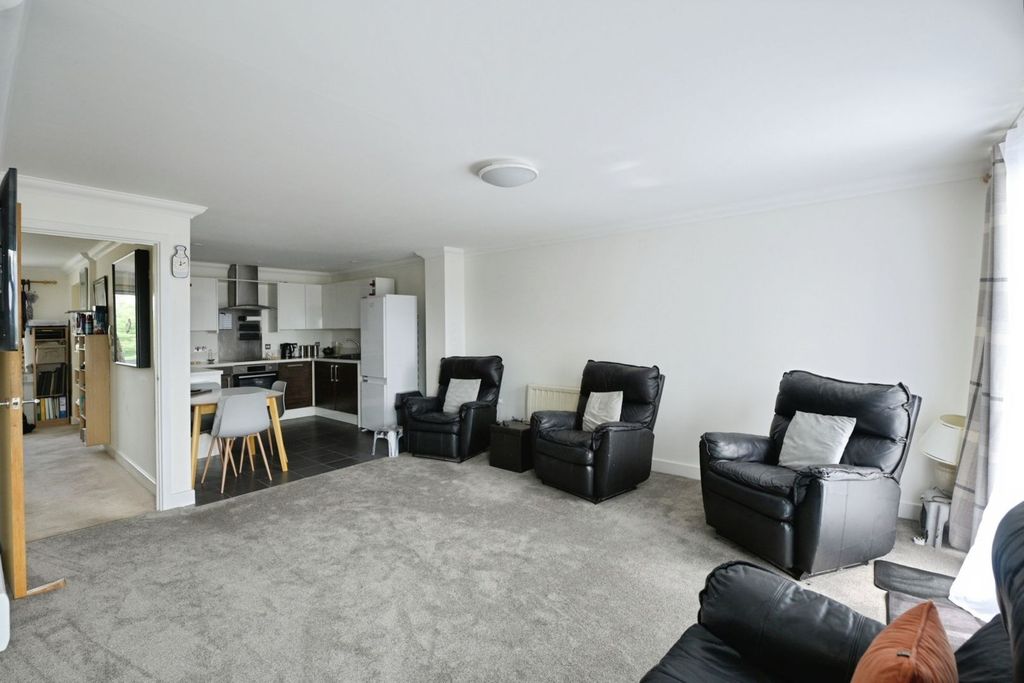 Property photo 2 of 20 Open Plan Living
