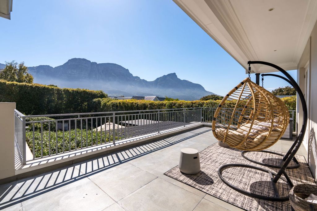 Property photo 3 of 69 Kw1733665